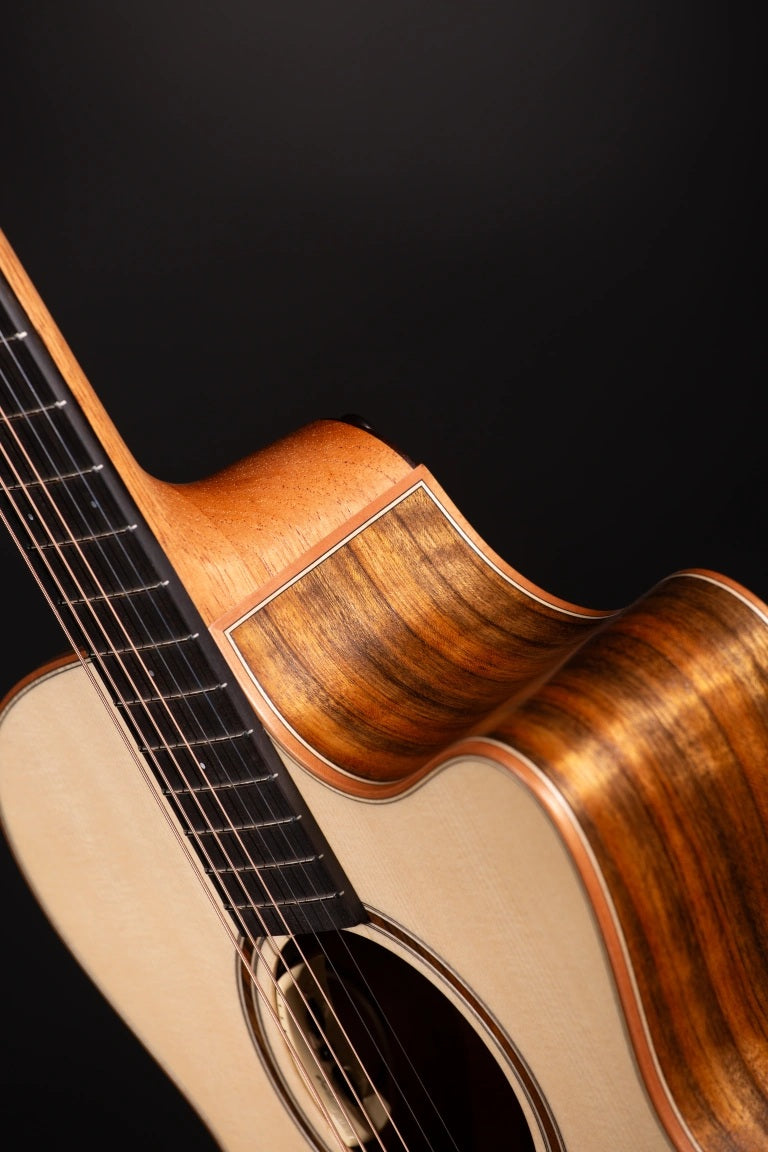 M-18 CP Grand Concert +Cutaway