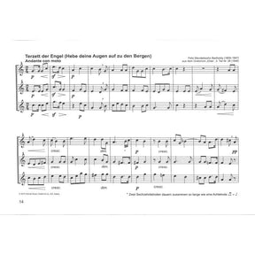 Zu dritt im Flötenzirkus