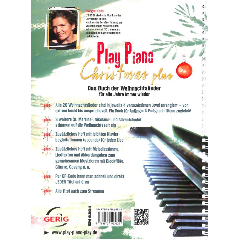 Play piano christmas