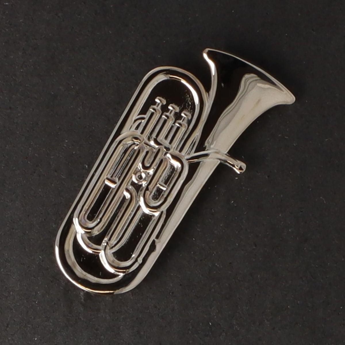 Anstecker TUBA Silber